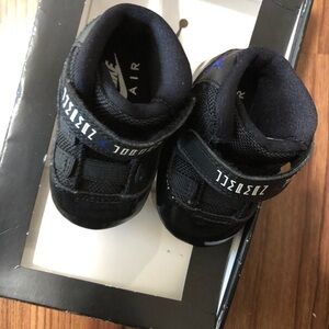 Spacejam 11 crib size 1c